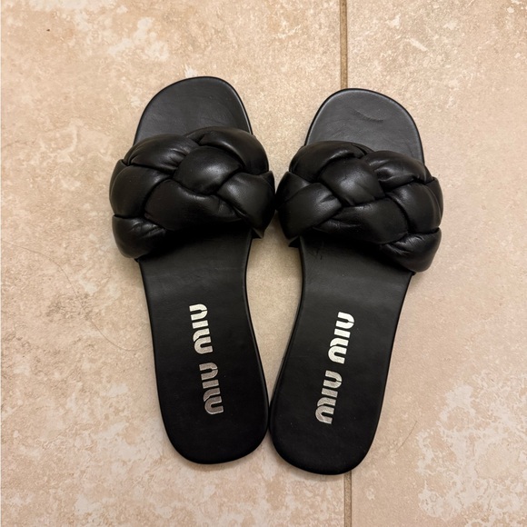 Miu Miu Flat Nappa Leather Sandals - Picture 4 of 7